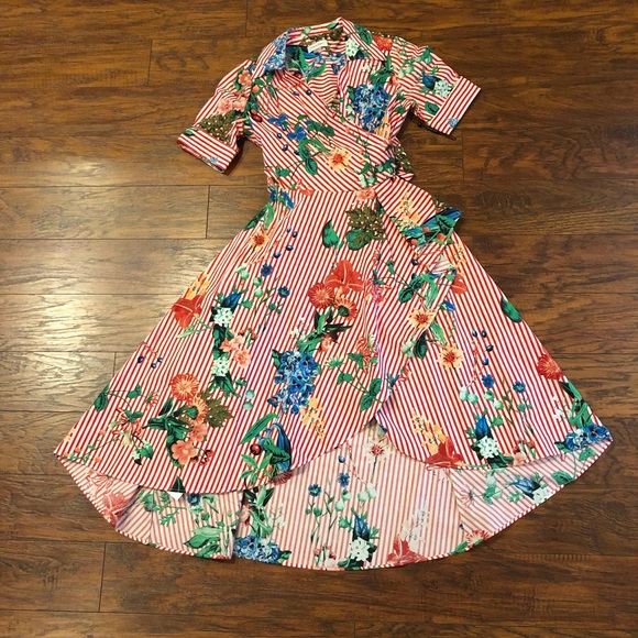 Calvin Klein Dresses & Skirts - Calvin Klein wrap floral dress ❤️